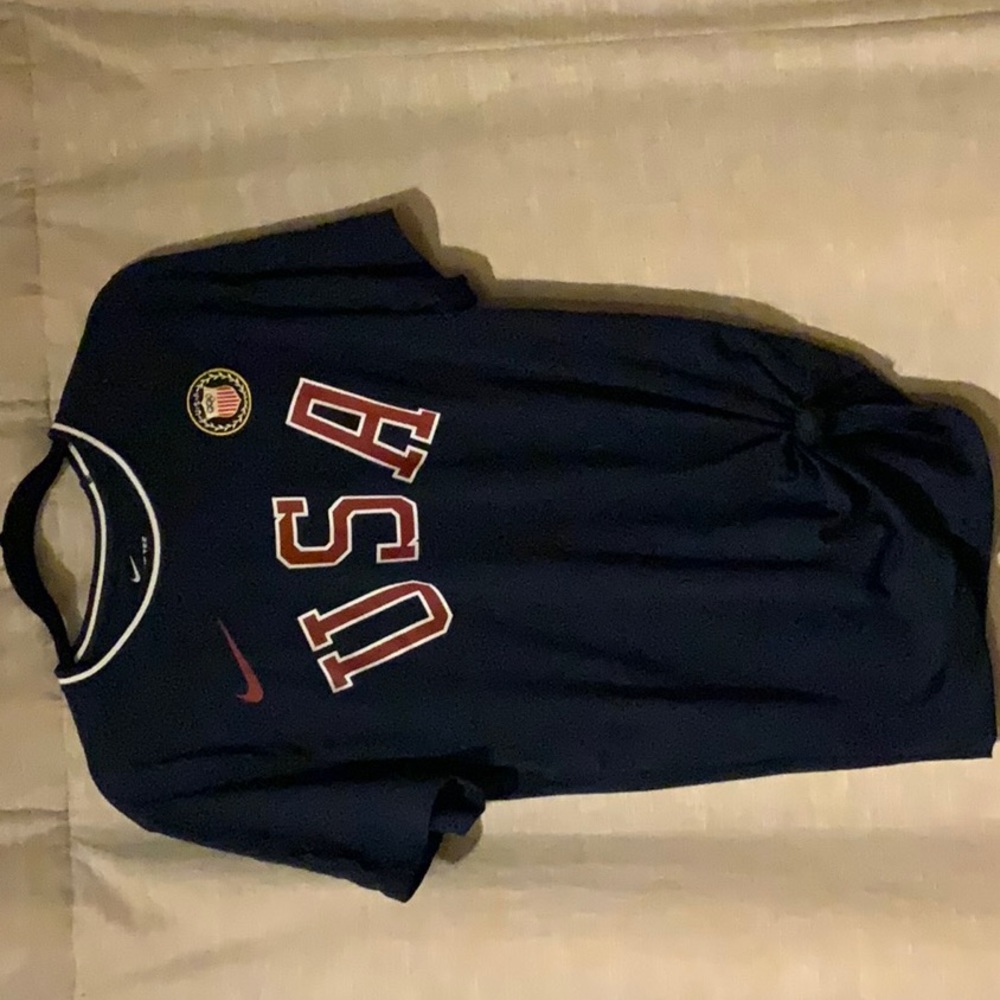 Nike t-shirt